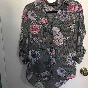 FLORAL STRIPPED LONG SLEEVED BLOUSE. LIKE NEW.